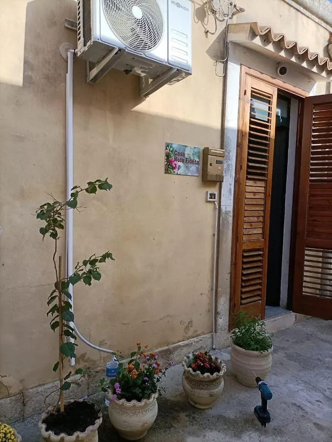 Casa de Férias Casa Noto Fiorita Vila Itália